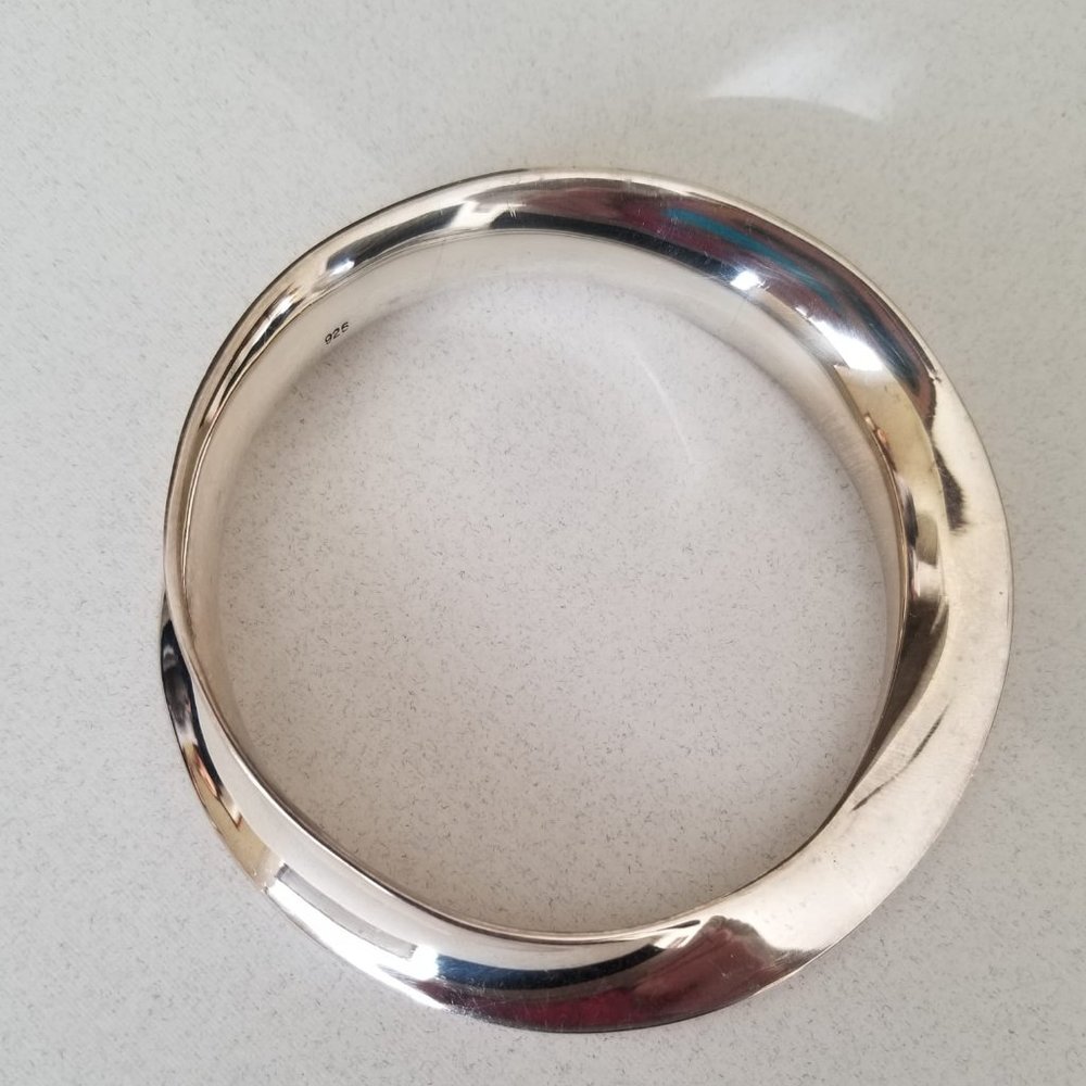 Solid 925 Sterling Silver Modern Convex Twist Ban… - image 1